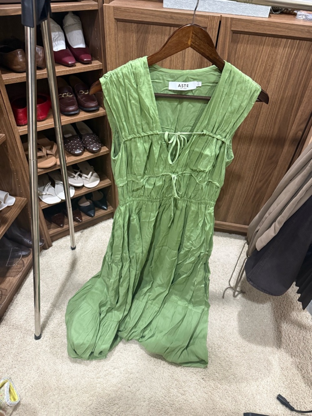 ASTR Alexandria Shirred Tiered Midi Dress - Picture 4 of 7